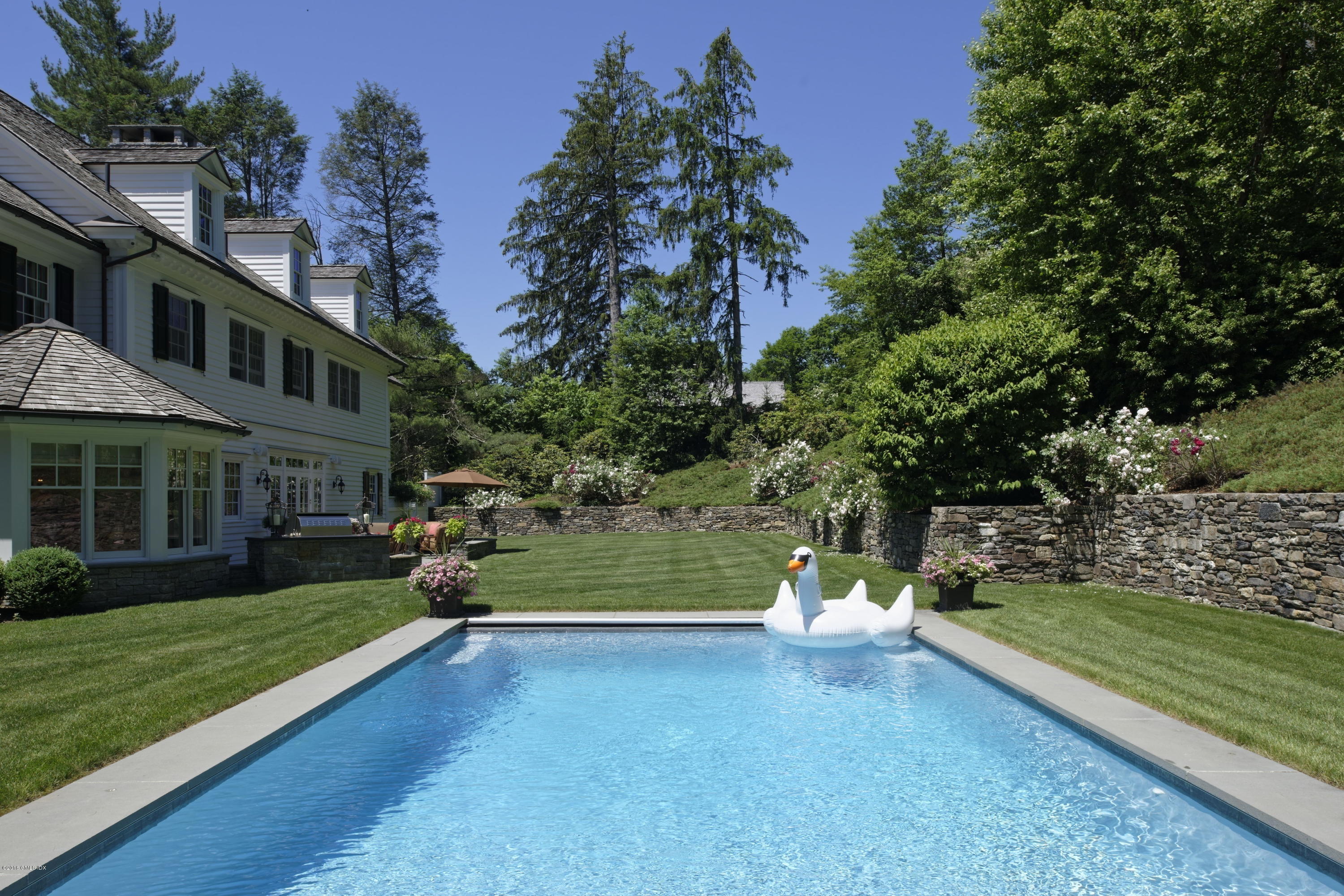 9 Andrews Road Greenwich, CT 06830 - Photo 25 of 28 Pool
