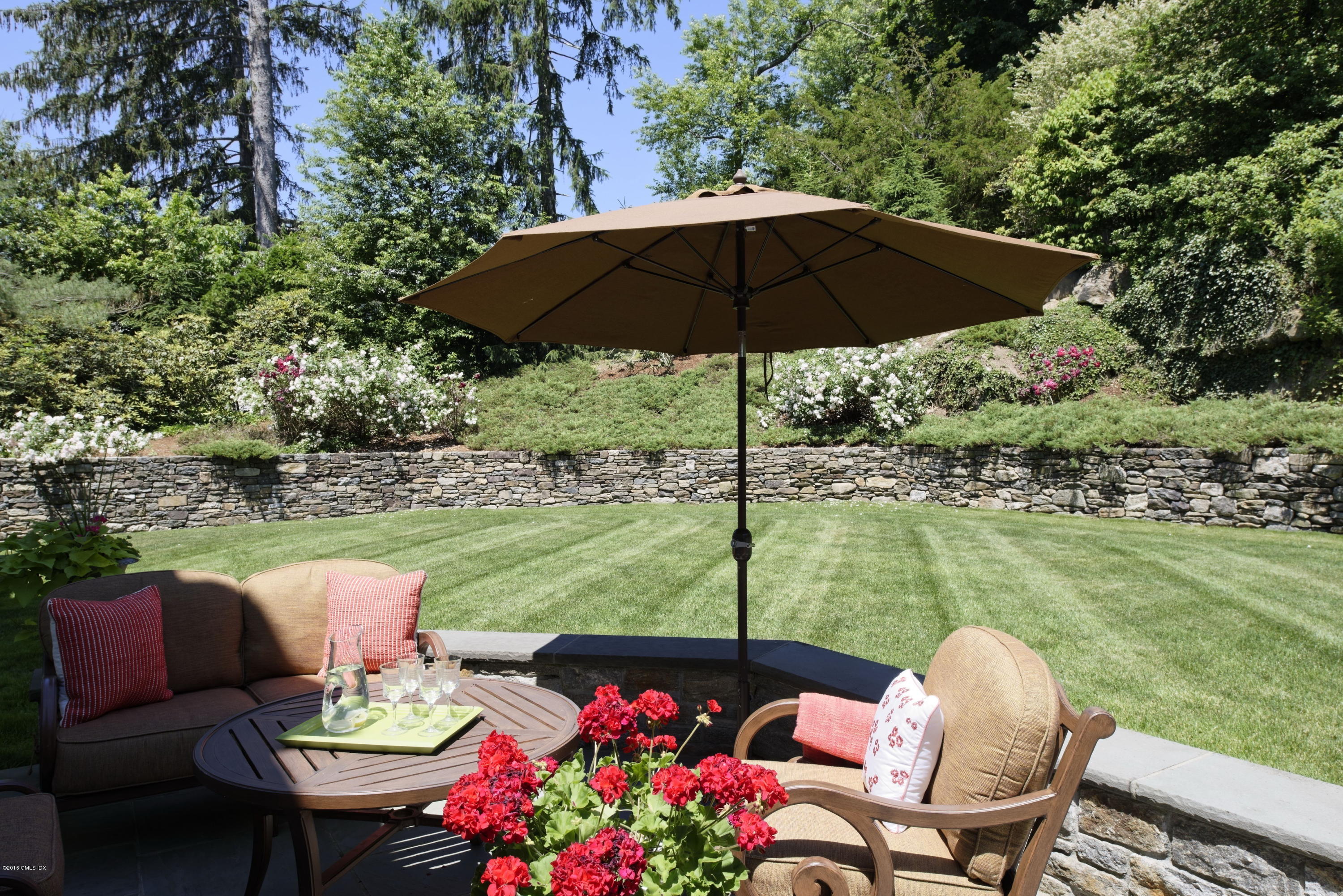 9 Andrews Road Greenwich, CT 06830 - Photo 27 of 28 Terrace