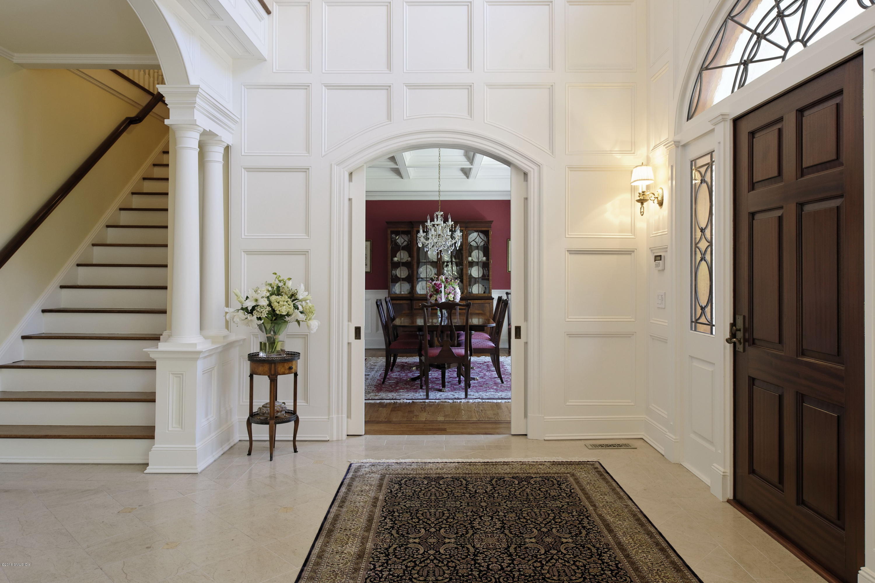 9 Andrews Road Greenwich, CT 06830 - Photo 6 of 28 Front Hall