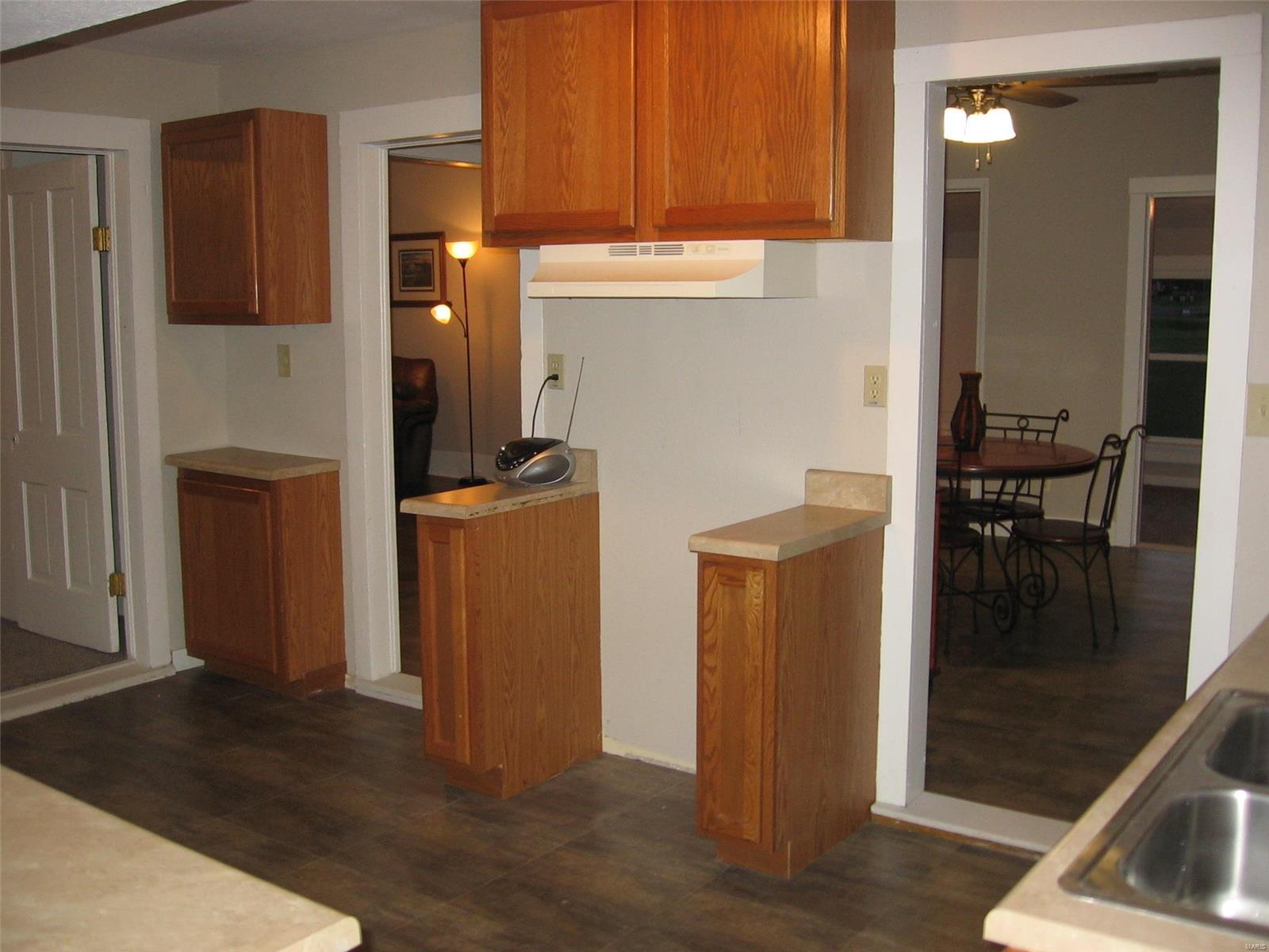 509 Clinton Street Keyesport, IL 62253 - Photo 11 of 27 Gallery Image 11