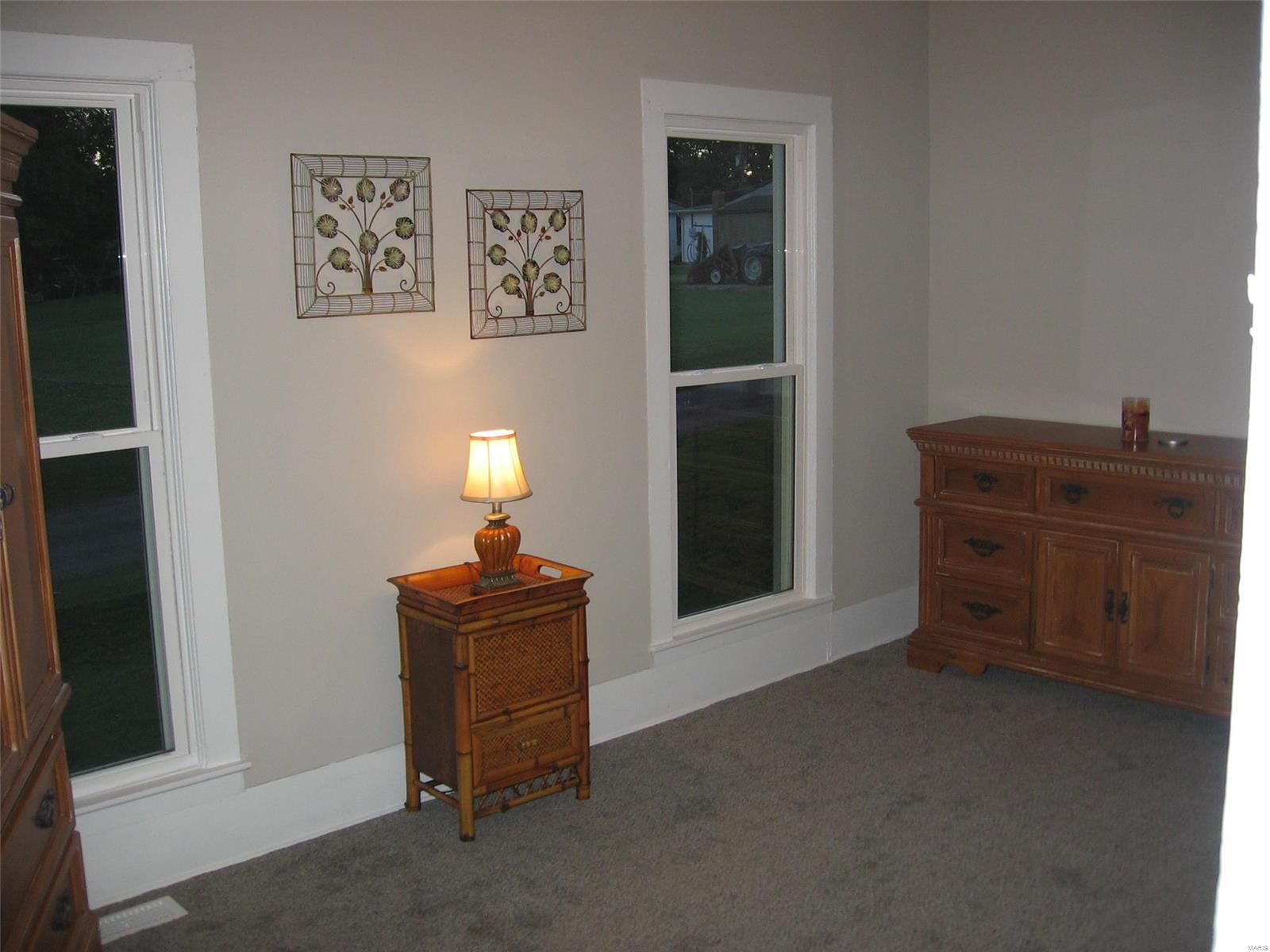 509 Clinton Street Keyesport, IL 62253 - Photo 12 of 27 Gallery Image 12