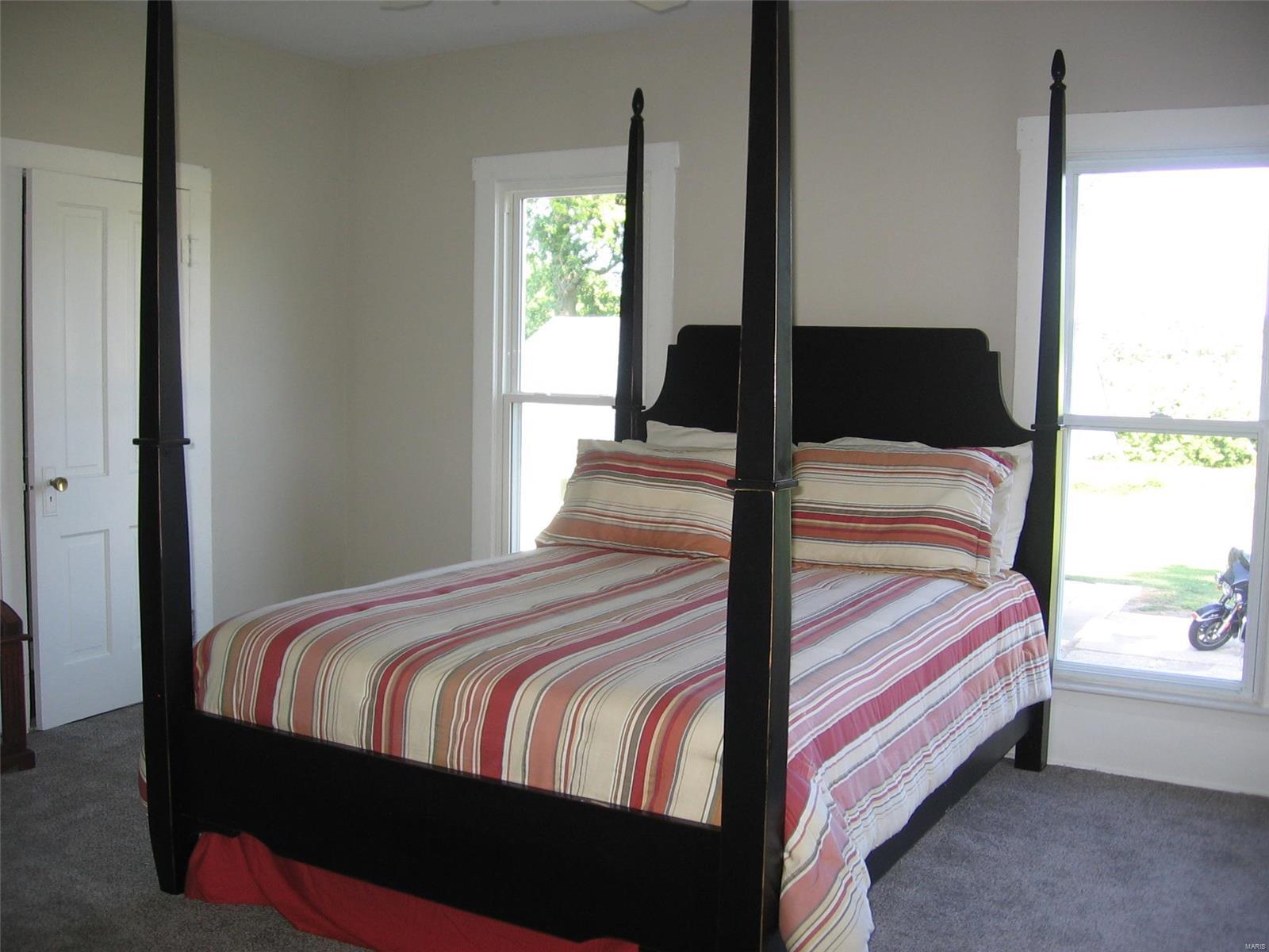509 Clinton Street Keyesport, IL 62253 - Photo 13 of 27 Gallery Image 13