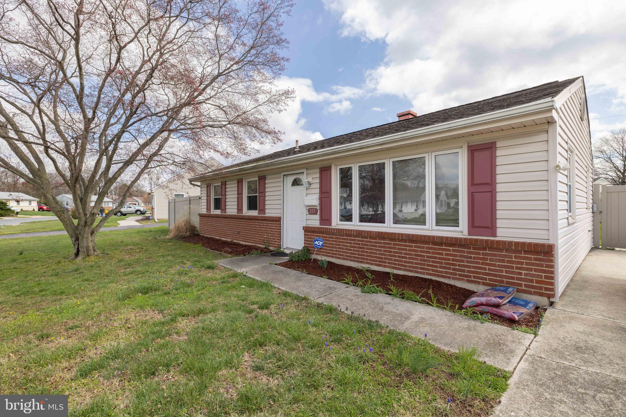 205 North Brownleaf Road Newark, DE 19713 - Photo 5 of 28