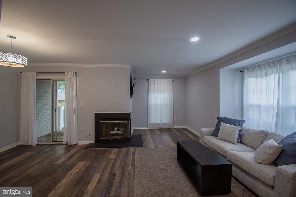1 Mine Road Monroe Township, NJ 08831 - Photo 8 of 22 Living room