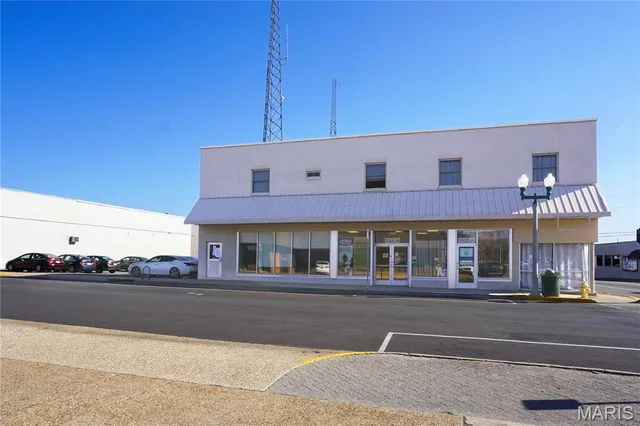 $1,900,000 | 1000 North Pine Street, Rolla, MO 65401