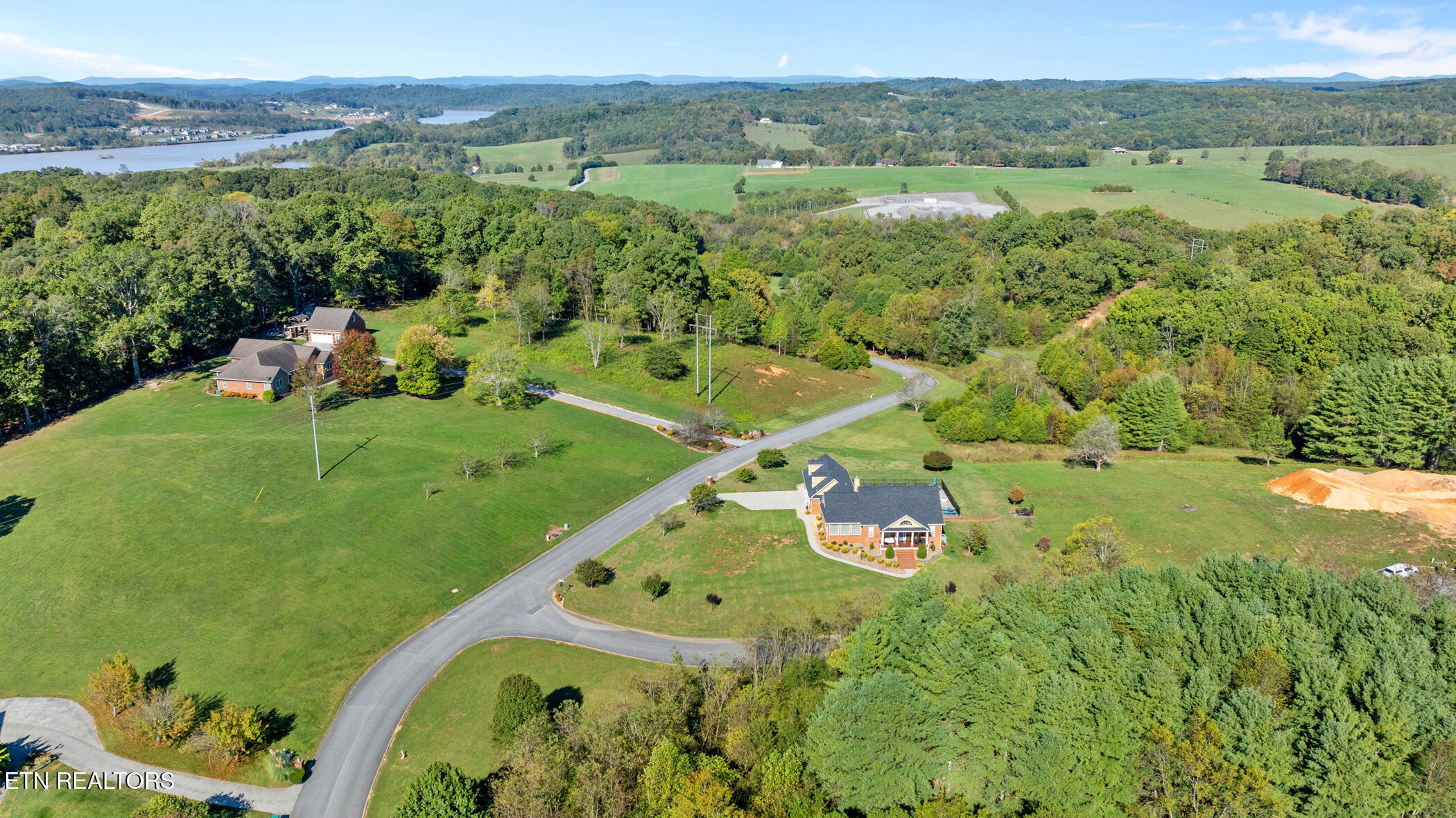 111-121 Riesling Court Loudon, TN 37774 - Photo 47 of 50 dji_20241015103234_0022_d