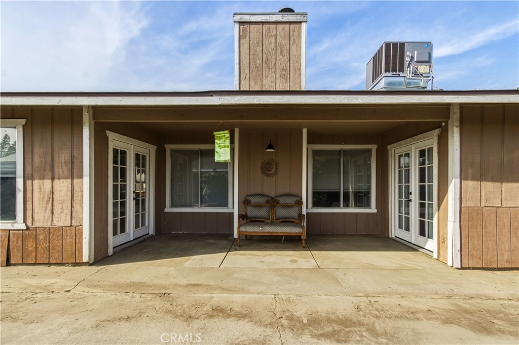 1418 Nut Tree Road Livingston, CA 95334 - Photo 30 of 33
