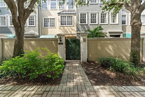$4,950 | 1437 Harbour Walk Road, Tampa, FL 33602