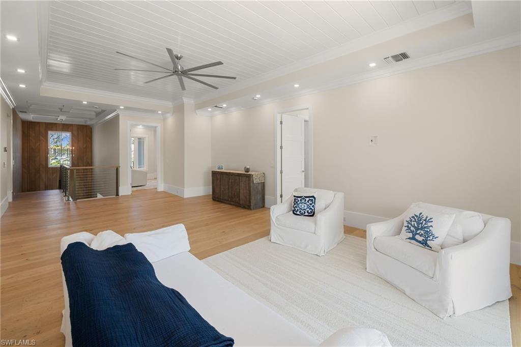 3280 Crayton Road Naples, FL 34103 - Photo 28 of 40 Gallery Image 28