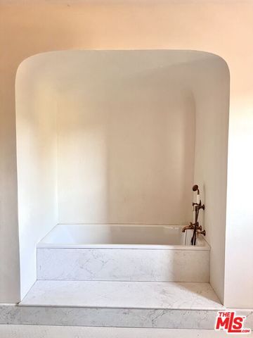 $15,500 | 1422 Imperial Drive, Glendale, CA 91207