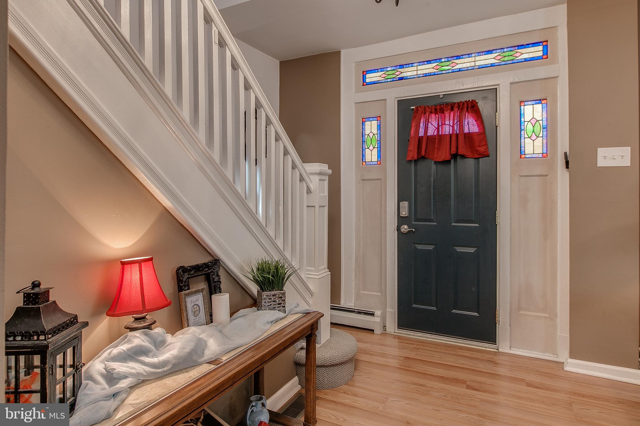 1829 Portship Road Dundalk, MD 21222 - Photo 3 of 38 Foyer Pic 1