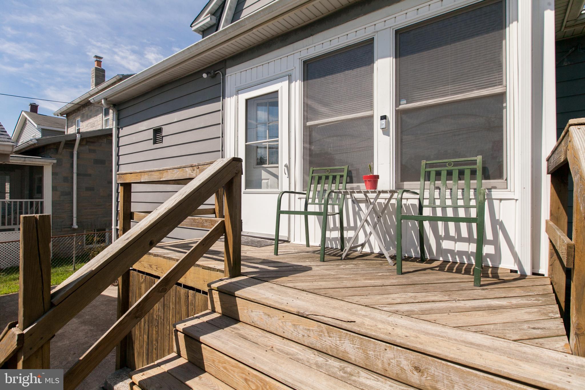 1829 Portship Road Dundalk, MD 21222 - Photo 21 of 38 Deck back yard Pic 2