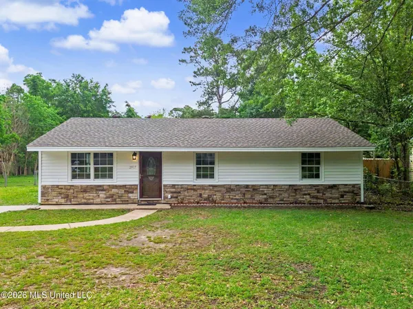$188,499 | 2907 Woodlawn Avenue, Moss Point, MS 39563