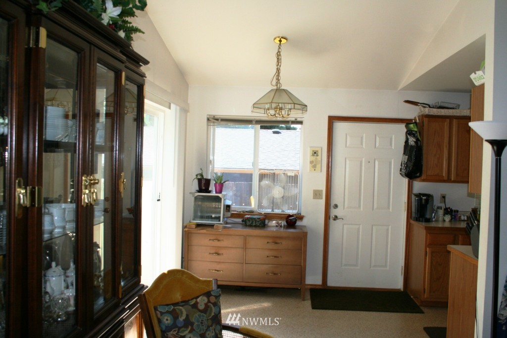 2516 Racine Street Bellingham, WA 98226 - Photo 11 of 18 Gallery Image 11