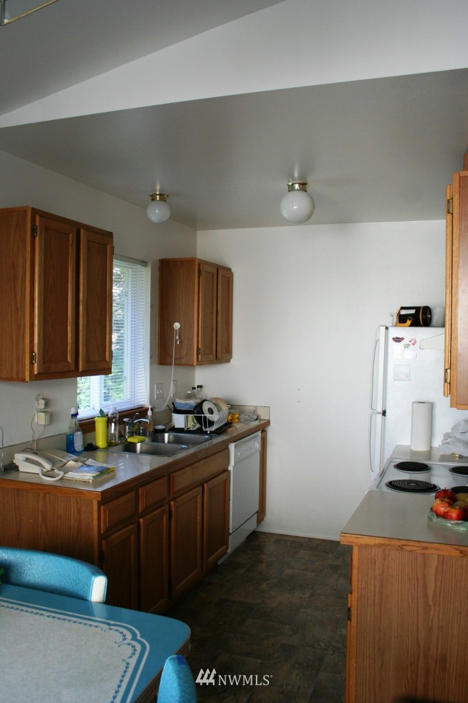 2516 Racine Street Bellingham, WA 98226 - Photo 13 of 18 Gallery Image 13