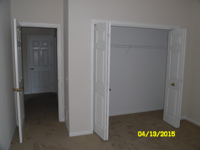 660 McHenry Road, Unit 102 Wheeling, IL 60090 - Photo 6 of 10