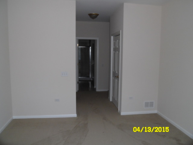 660 McHenry Road, Unit 102 Wheeling, IL 60090 - Photo 9 of 10