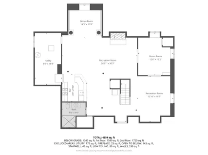 a black and white photo of a picture