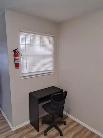 $97,500 | 1702 Crestpoint Drive, Arlington, TX 76012