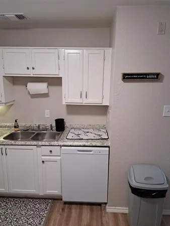 $97,500 | 1702 Crestpoint Drive, Arlington, TX 76012