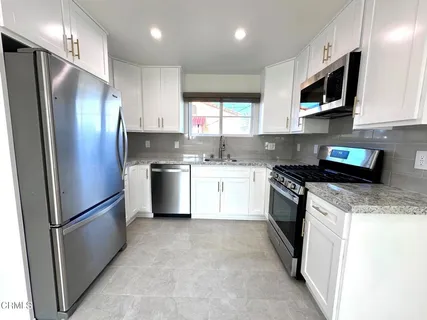 $2,750 | 216 North Cordova Street, Alhambra, CA 91801