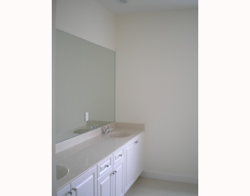 4216 Leo Lane, Unit 2E Palm Beach Gardens, FL 33410 - Photo 7 of 9 Additional Photo