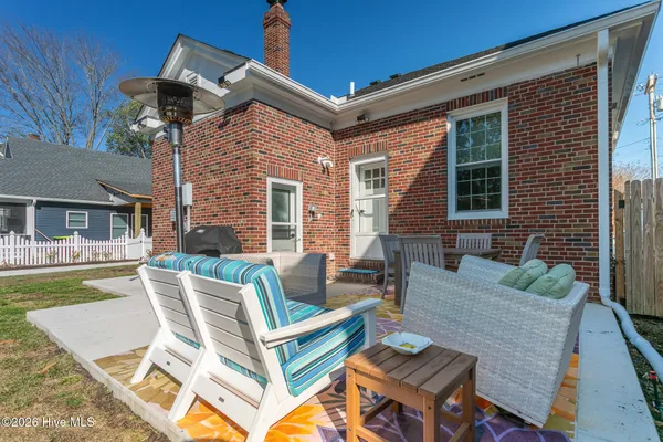 $390,000 | 121 Market Street, Hertford, NC 27944