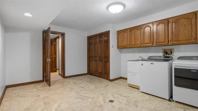 $650,000 | 105 Bristol Square, Pittsburgh, PA 15238