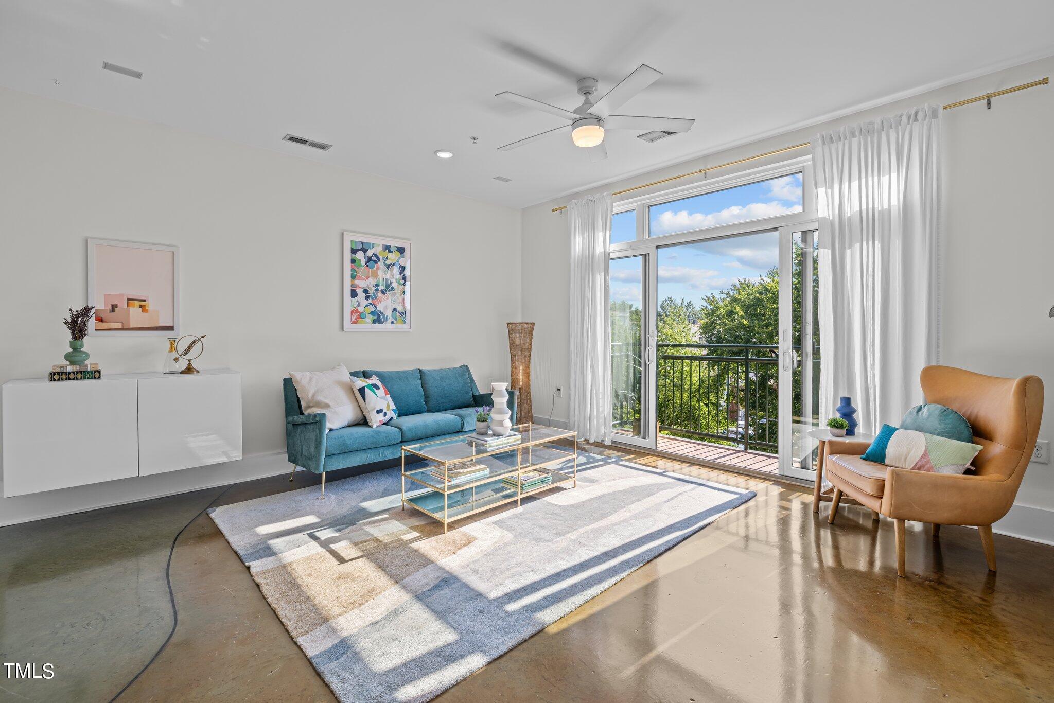 444 South Blount Street, Unit 308 Raleigh, NC 27601 - Photo 6 of 40 12-web-or-mls-5Z8A2249