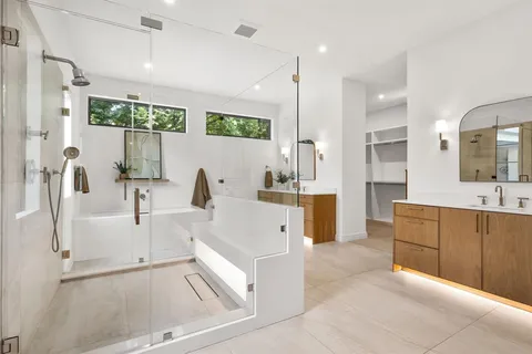 $2,975,000 | 10510 Les Jardins Drive, Dallas, TX 75229