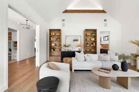 $2,975,000 | 10510 Les Jardins Drive, Dallas, TX 75229