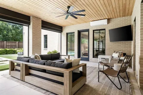 $2,975,000 | 10510 Les Jardins Drive, Dallas, TX 75229