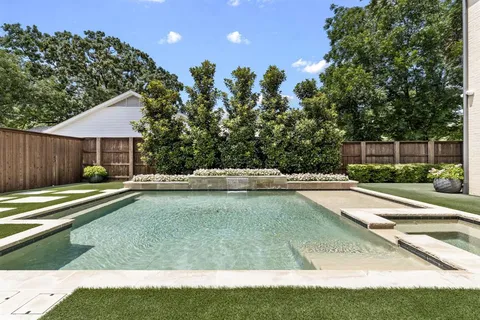 $2,975,000 | 10510 Les Jardins Drive, Dallas, TX 75229