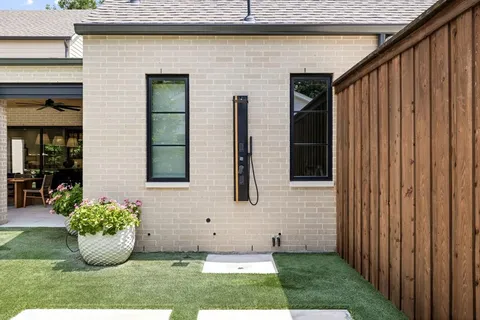 $2,975,000 | 10510 Les Jardins Drive, Dallas, TX 75229