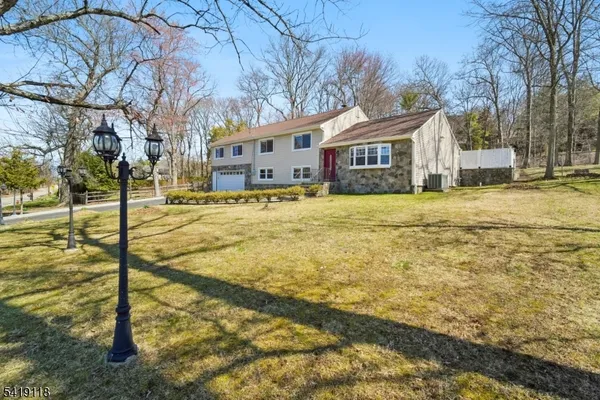 $1,258,000 | 320 Beaufort Avenue, Livingston, NJ 07039