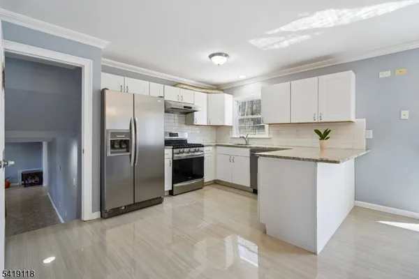 $1,258,000 | 320 Beaufort Avenue, Livingston, NJ 07039