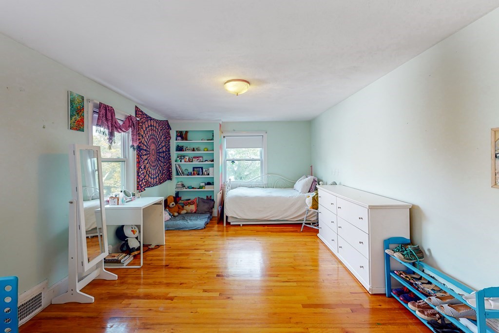 236 Mason Terrace Brookline, MA 02446 - Photo 15 of 21