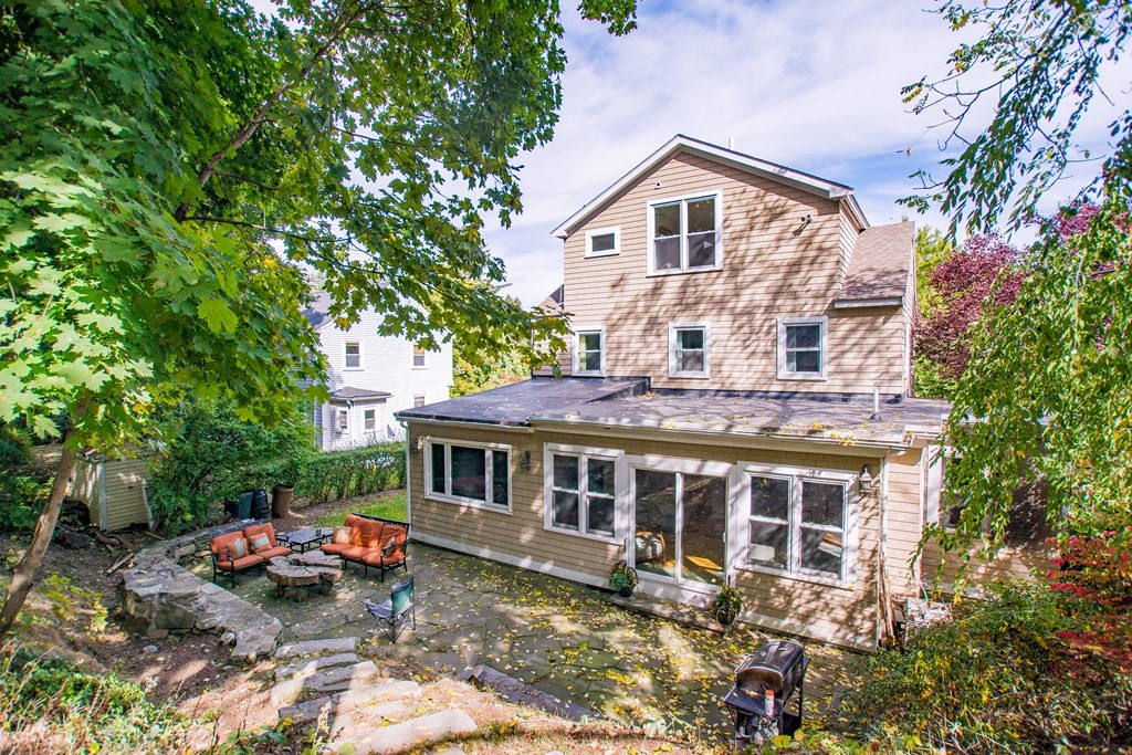 236 Mason Terrace Brookline, MA 02446 - Photo 3 of 21