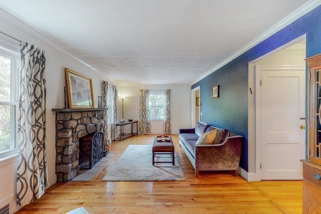 236 Mason Terrace Brookline, MA 02446 - Photo 10 of 21