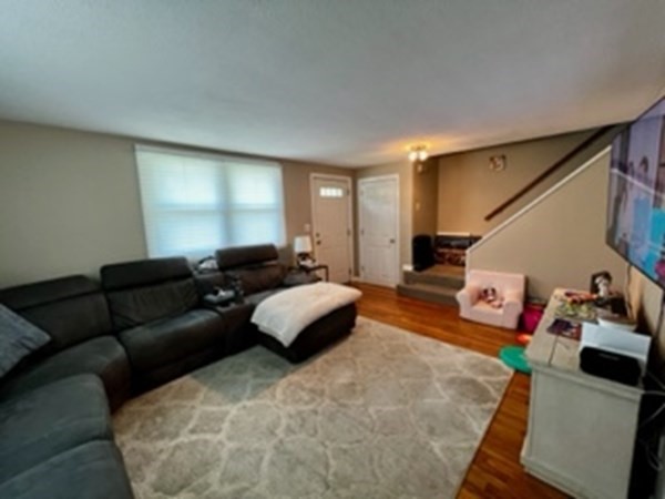 169 Maple Street, Unit 169 Needham, MA 02492 - Photo 3 of 7 Gallery Image 3