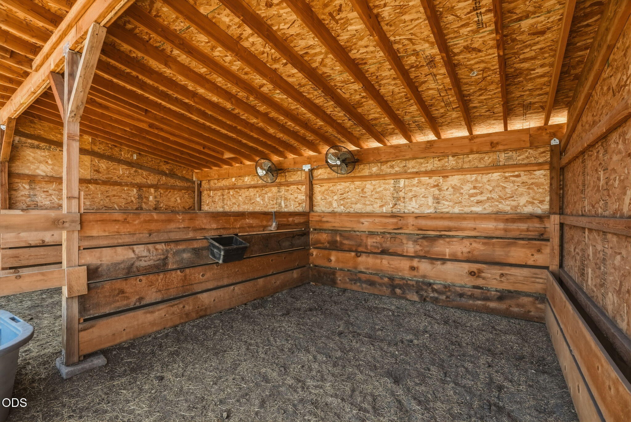 60315 Tekampe Road Bend, OR 97702 - Photo 43 of 74