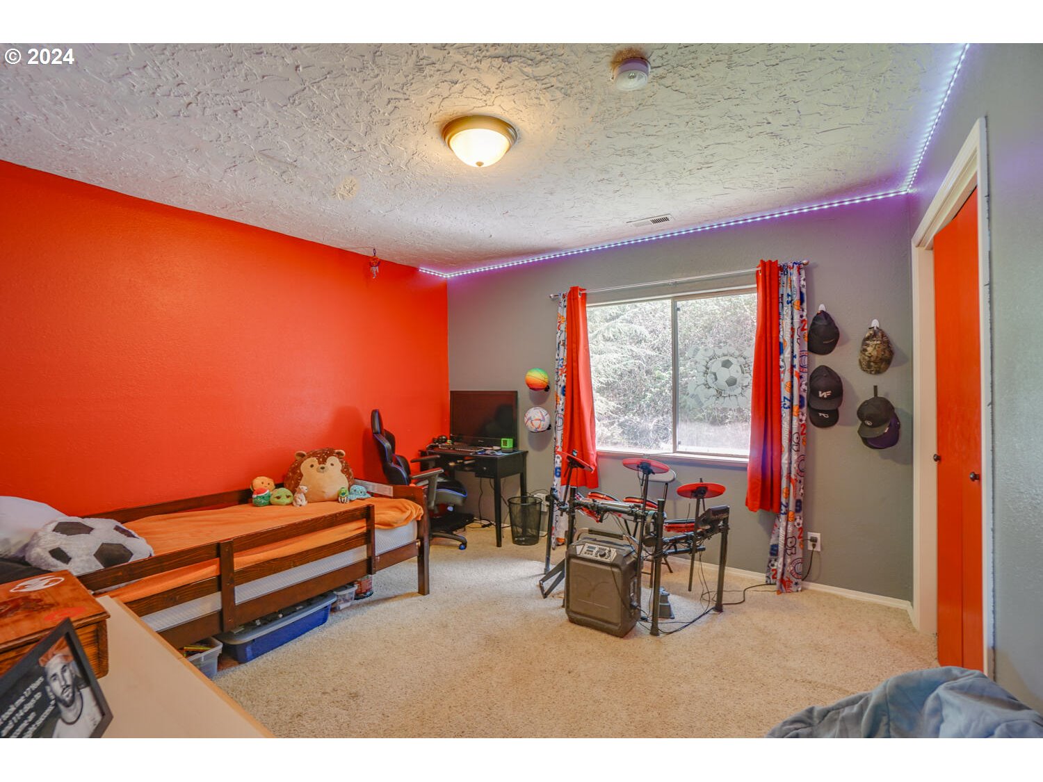 211 Wantland Road Washougal, WA 98671 - Photo 9 of 32 Bedroom