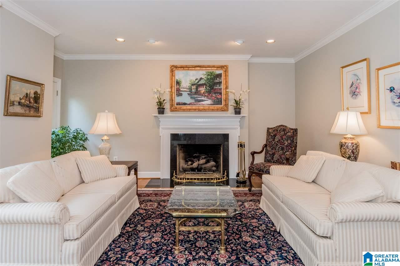 1051 Columbiana Road Birmingham, AL 35209 - Photo 17 of 50
