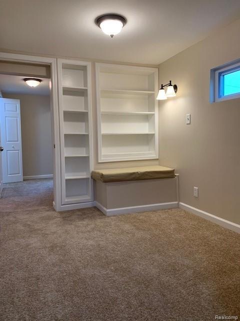 2907 Dearborn Avenue Rochester Hills, MI 48309 - Photo 46 of 55