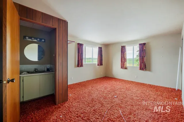 $350,000 | 409 N Parkway, Uniontown, WA 99179