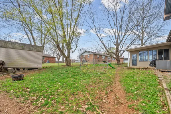 $280,000 | 303 Bradley Court, Hopkinsville, KY 42240