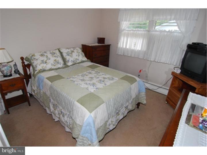 321 Holland Street Reading, PA 19607 - Photo 13 of 20