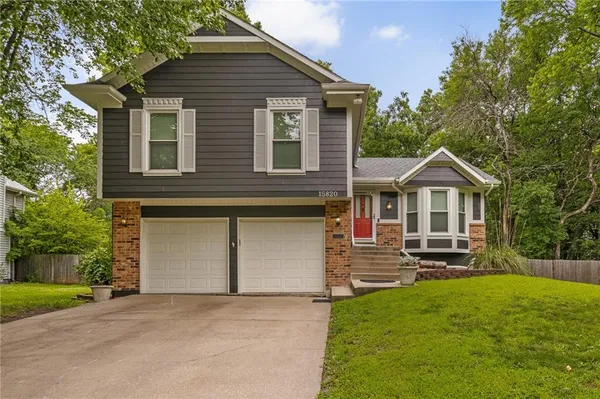 $399,000 | 15820 West 123rd Street, Olathe, KS 66062
