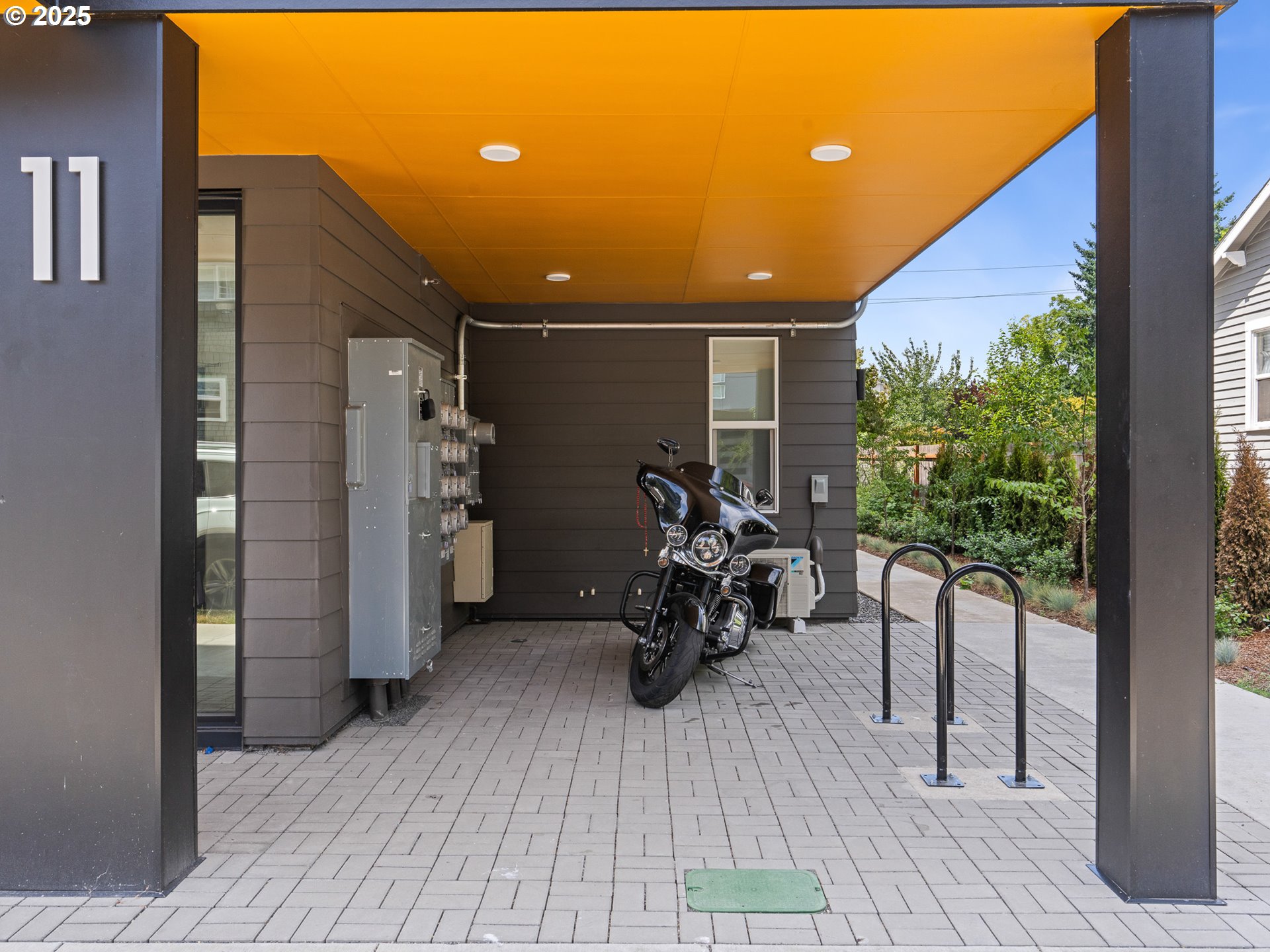 11 Northeast 55th Avenue Portland, OR 97213 - Photo 4 of 24