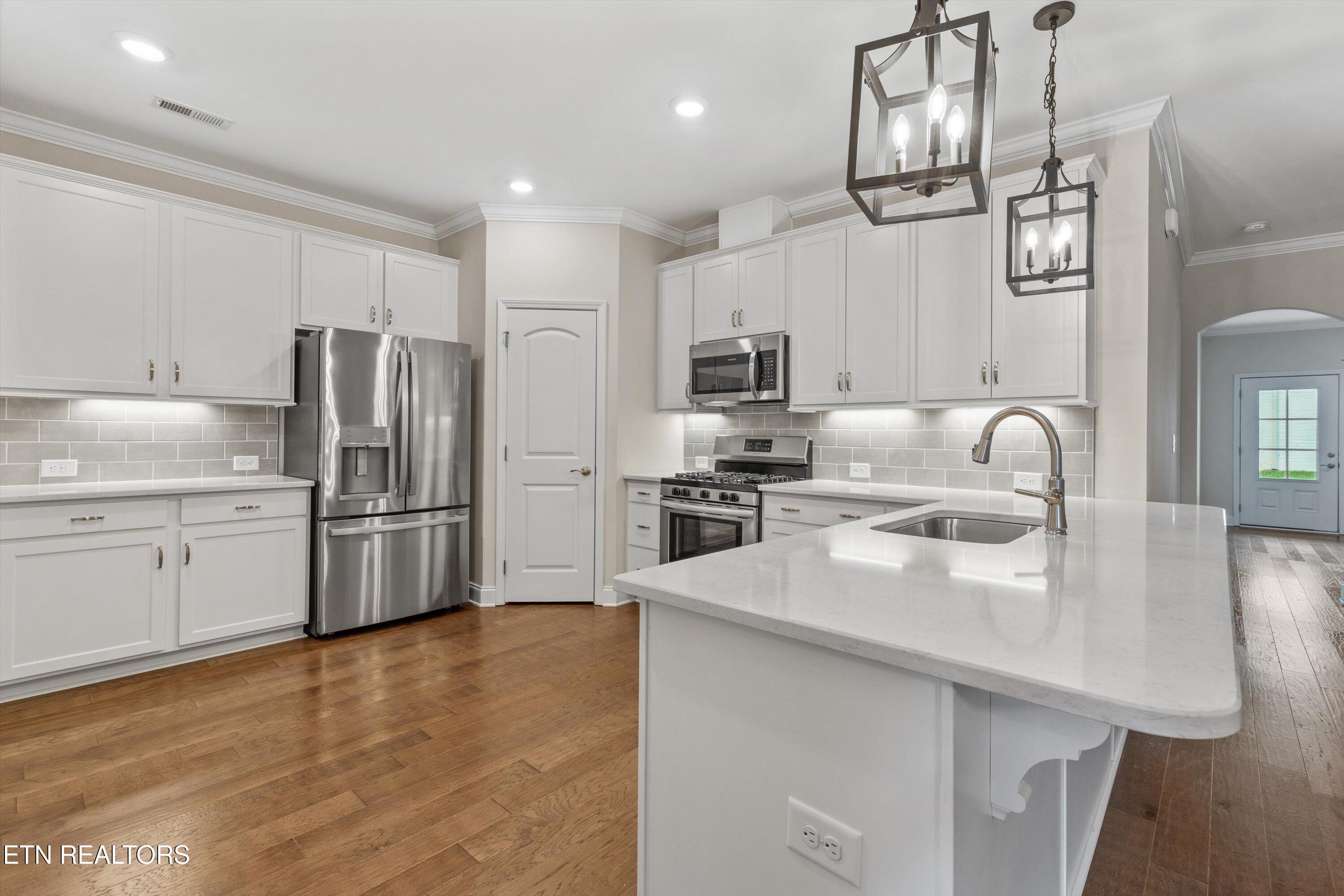 175 Goldheart Road Farragut, TN 37934 - Photo 13 of 47 Kitchen